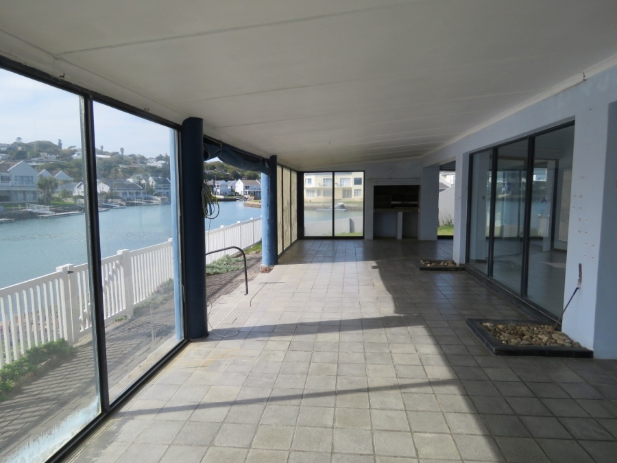 4 Bedroom Property for Sale in Royal Alfred Marina Eastern Cape